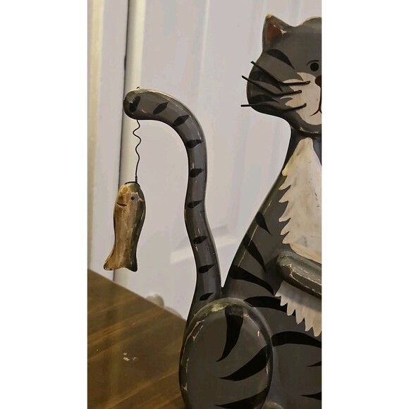 Rustic Folk Art Gray & White Fishing Cat Wood Décor - Picture 5 of 8